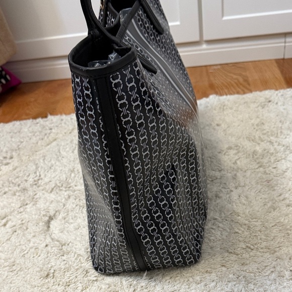 Tory Burch Gemini Link Black and White Tote - Picture 4 of 7